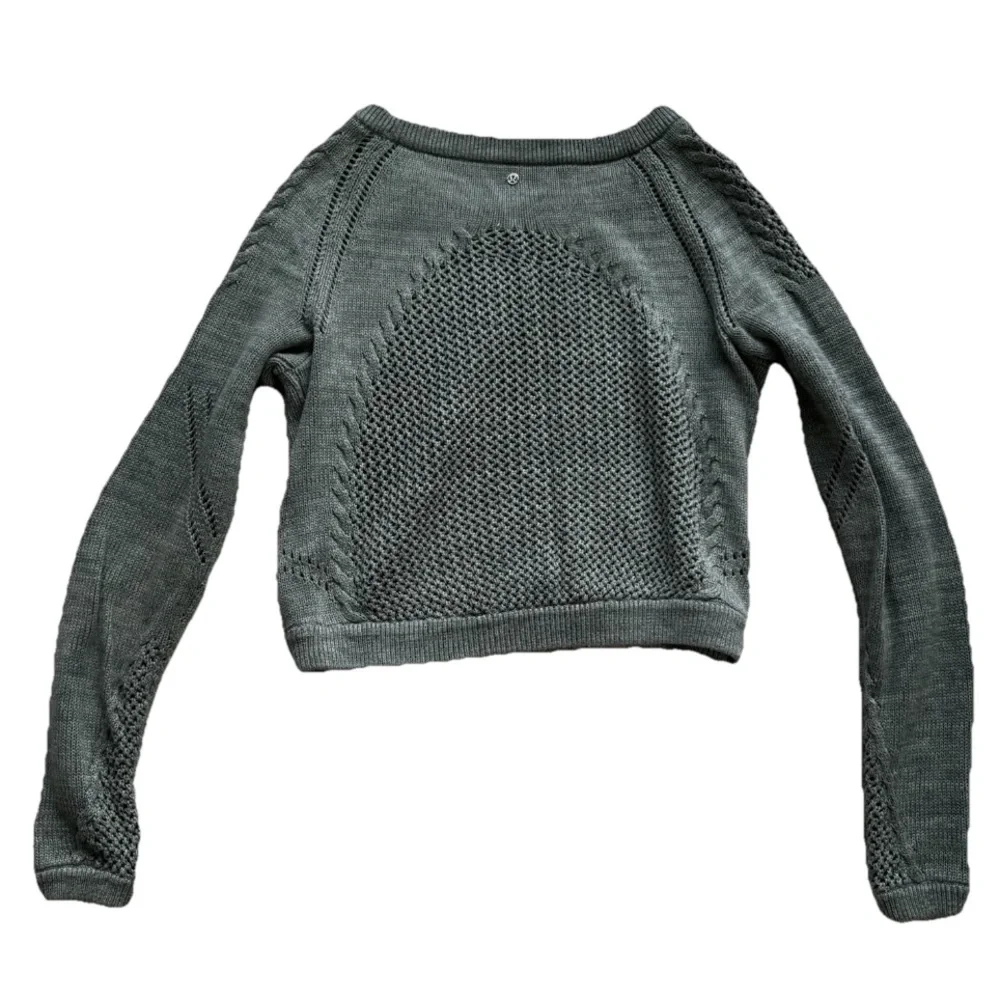 LULULEMON BE PRESENT KNIT CROP PULLOVER SAGE GREEN MODERN CHIC ATHLEISURE TRENDY - Picture 2 of 4